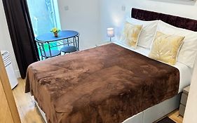 Oliver Double Room