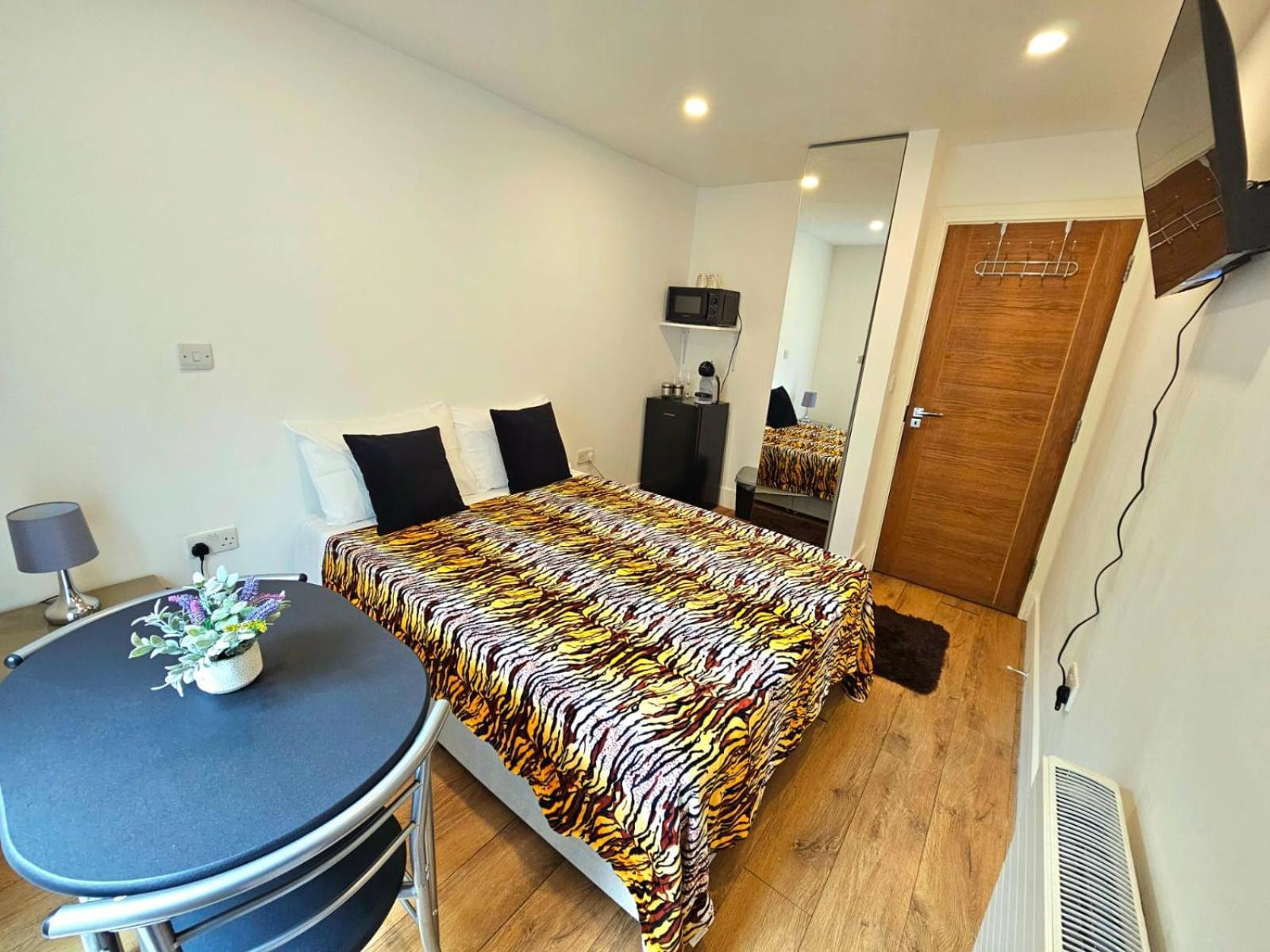 Oliver Double Room Londra Esterno foto