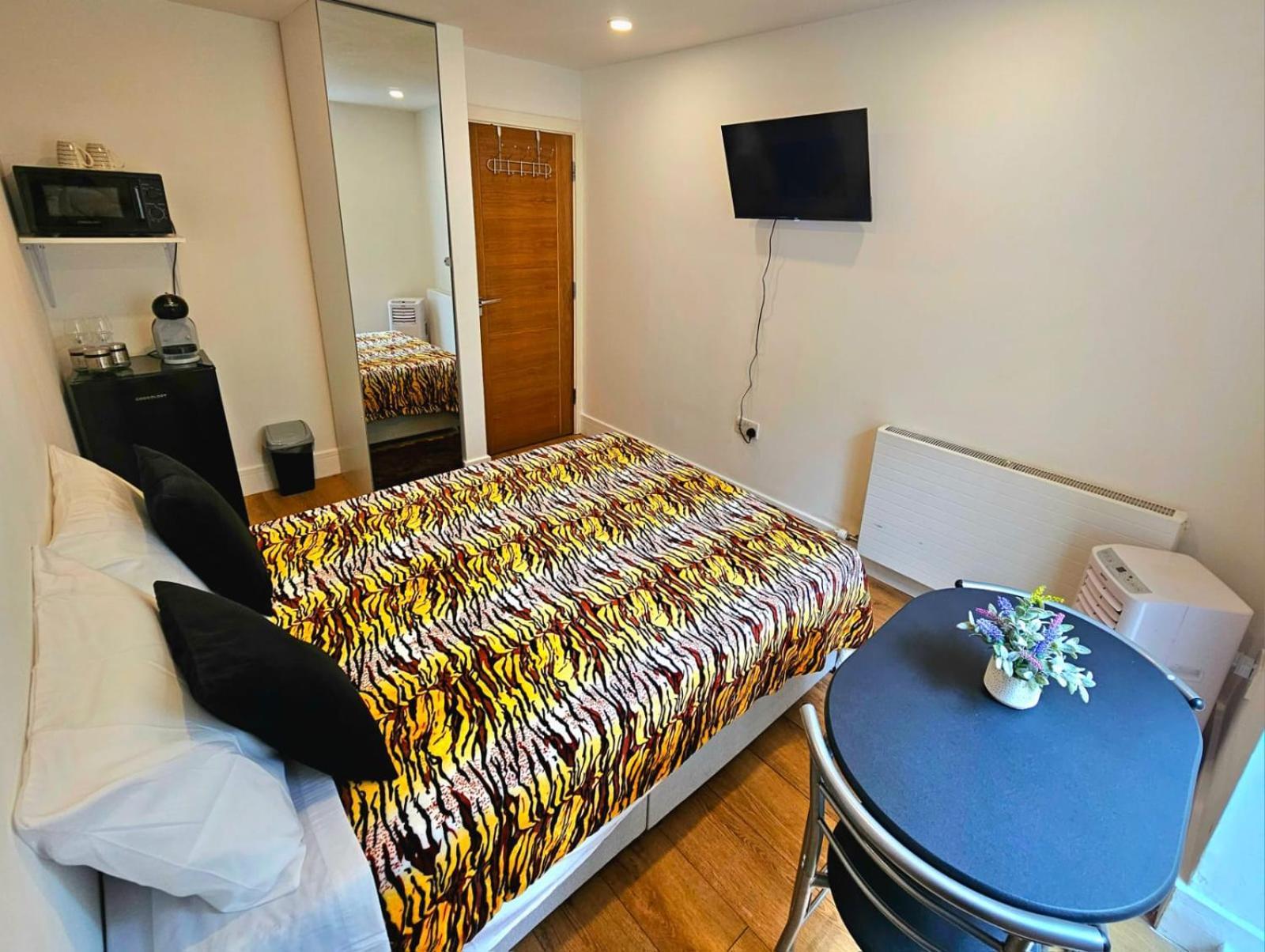 Oliver Double Room Londra Esterno foto